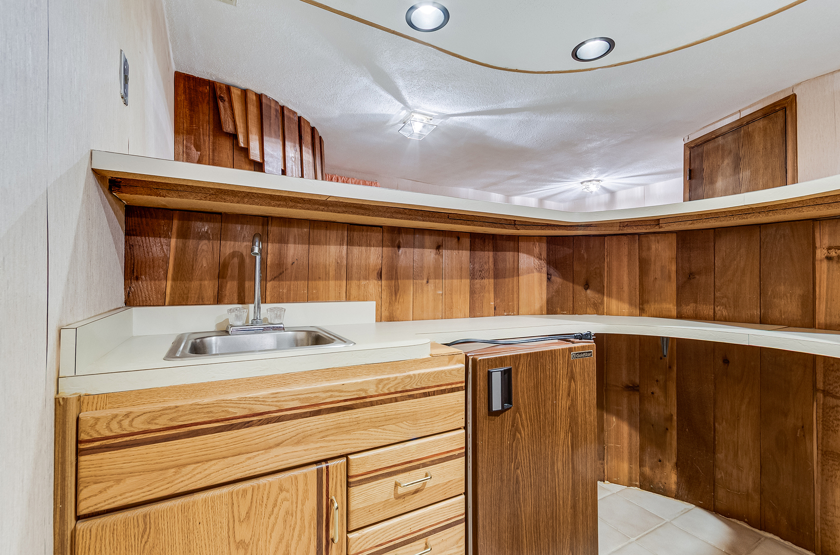 8732 W Surrey Park, Palos Hills, IL 60465