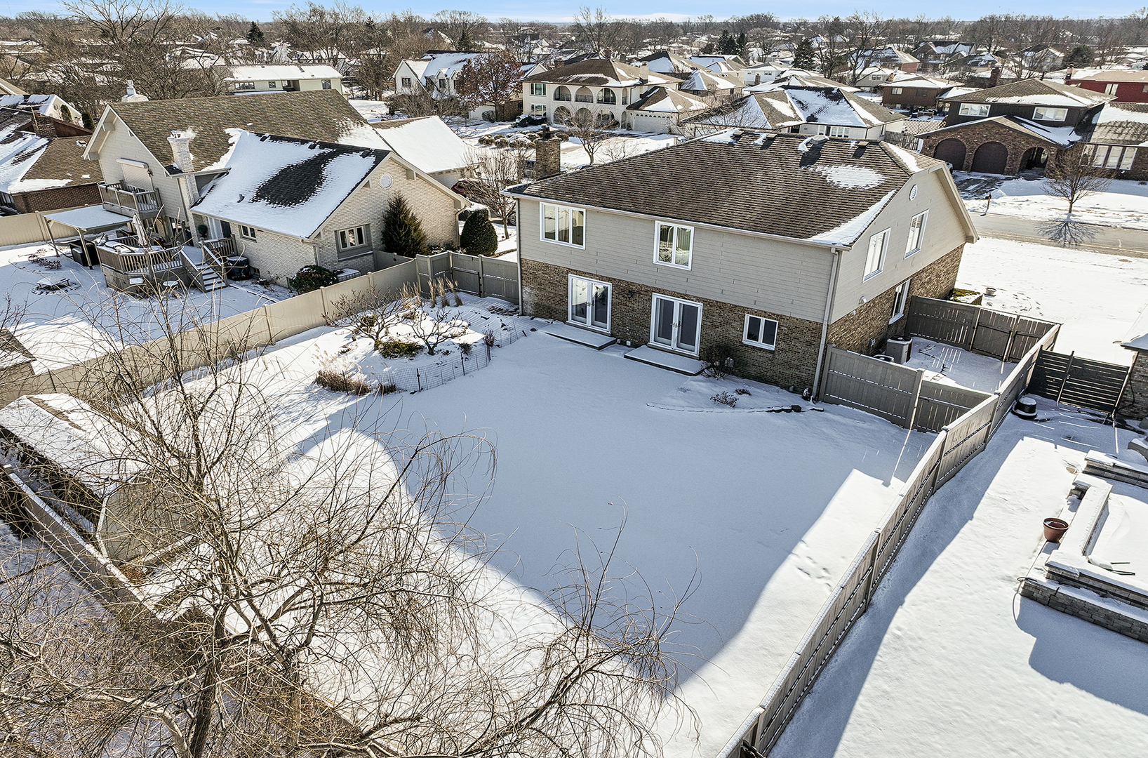 8732 W Surrey Park, Palos Hills, IL 60465