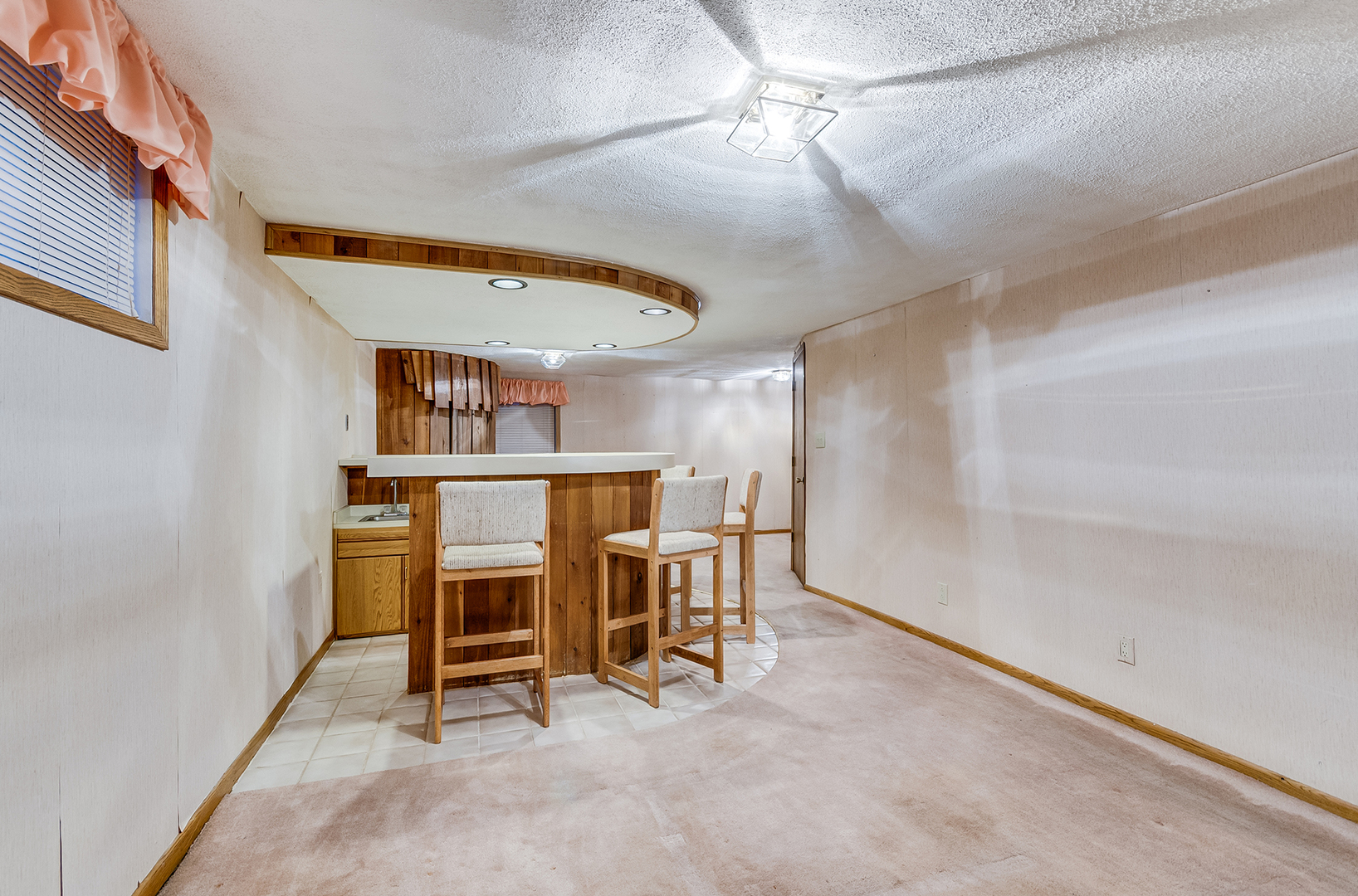 8732 W Surrey Park, Palos Hills, IL 60465