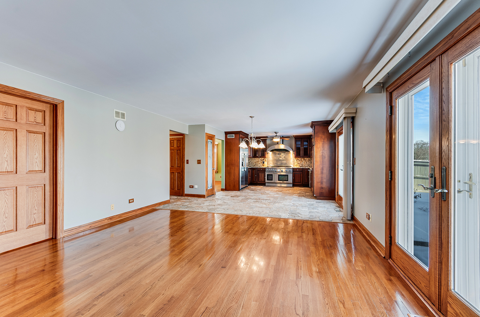 8732 W Surrey Park, Palos Hills, IL 60465