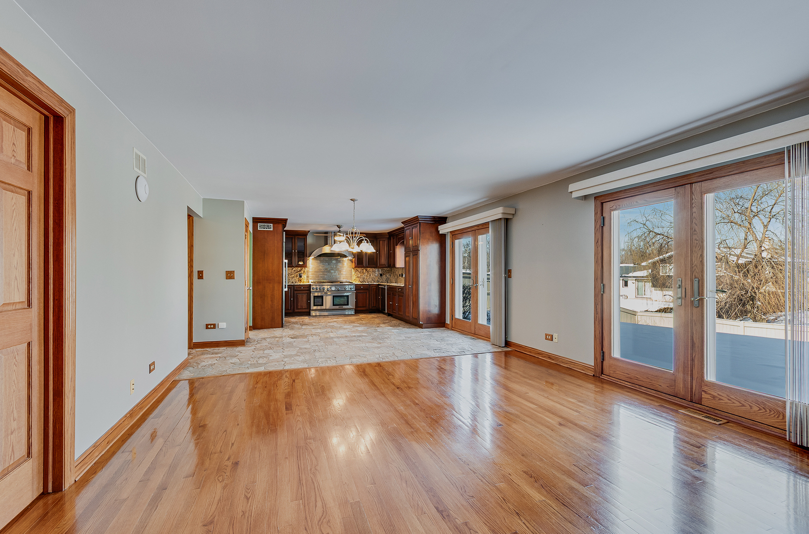 8732 W Surrey Park, Palos Hills, IL 60465