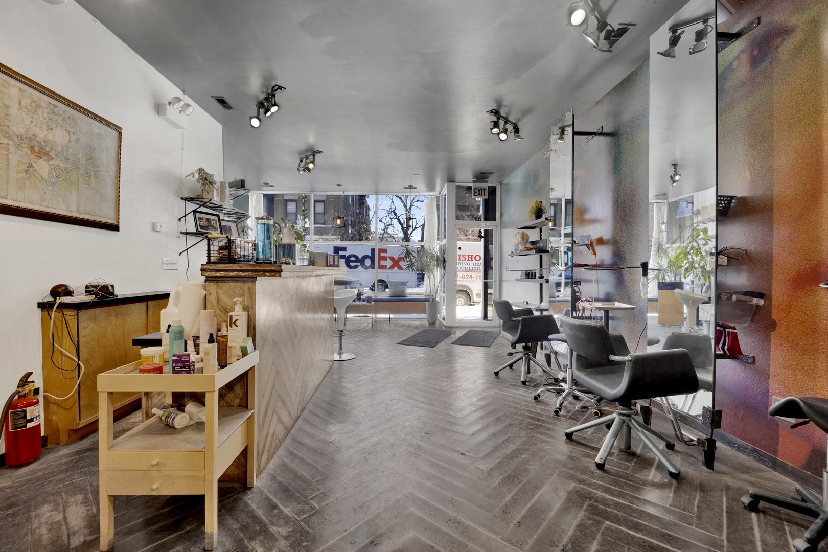 2119 N Damen Avenue, Chicago, IL 60647