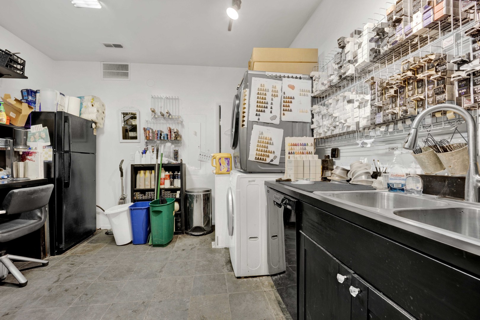 2119 N Damen Avenue, Chicago, IL 60647