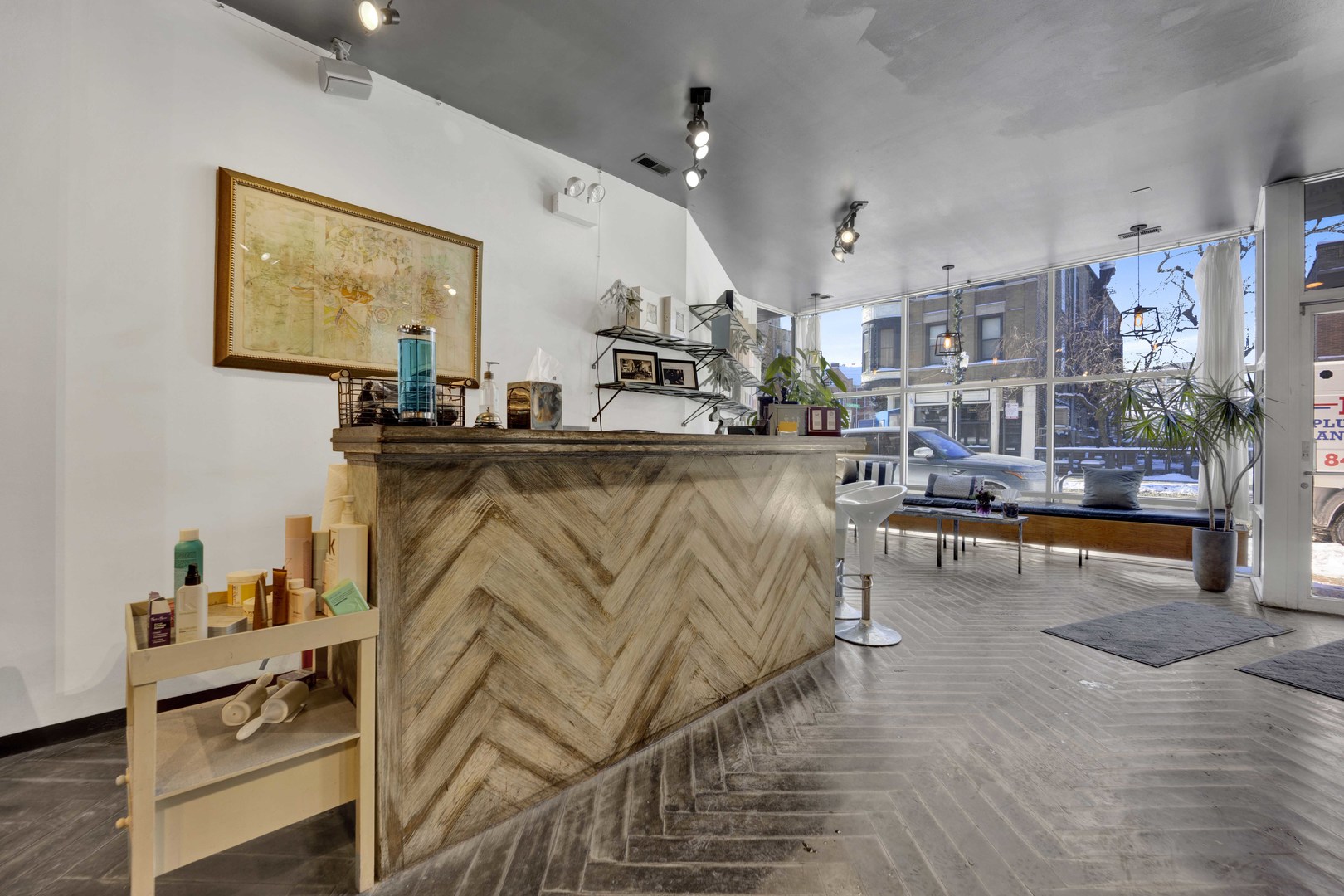 2119 N Damen Avenue, Chicago, IL 60647