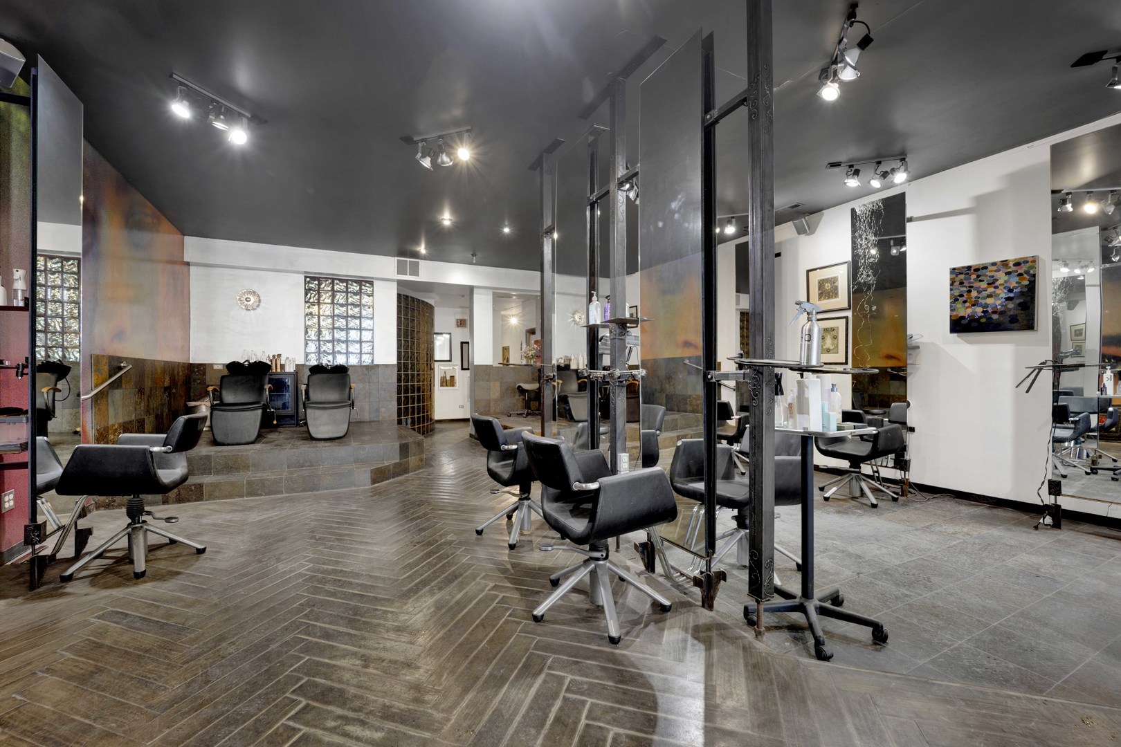 2119 N Damen Avenue, Chicago, IL 60647