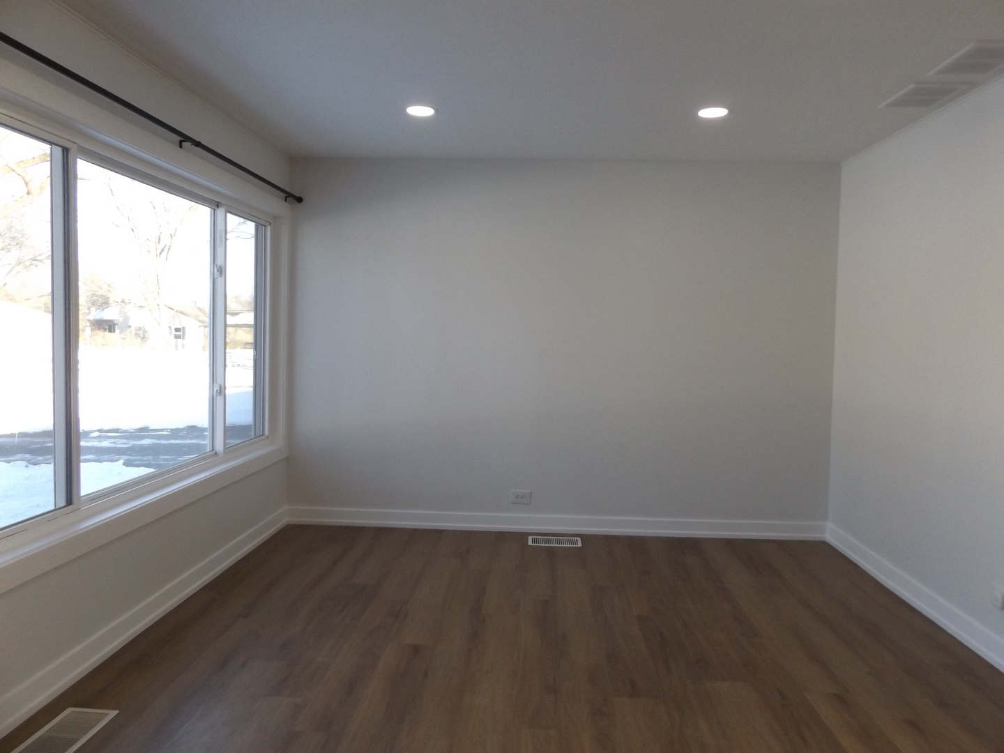 2203 SOUTH Street, Rolling Meadows, IL 60008