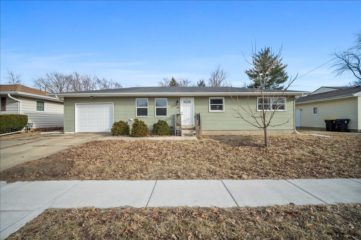 15 Brookwood Drive, Normal, IL 61761