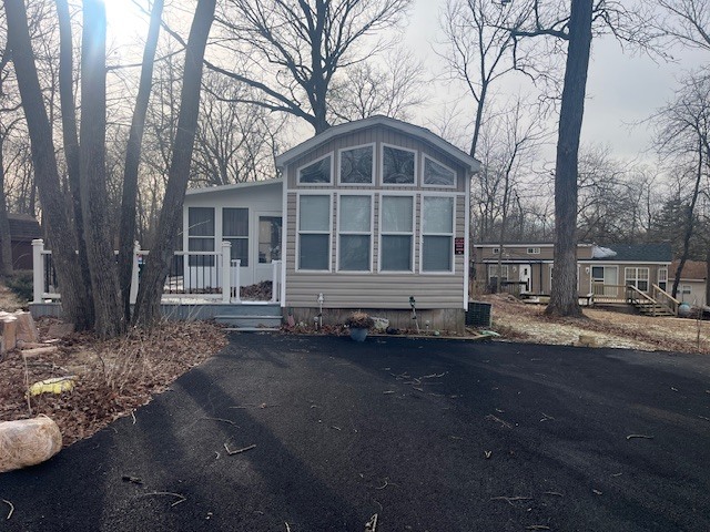 2795 28th Lot 1401 Road, Seneca, IL 61360