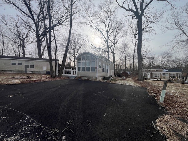 2795 28th Lot 1401 Road, Seneca, IL 61360