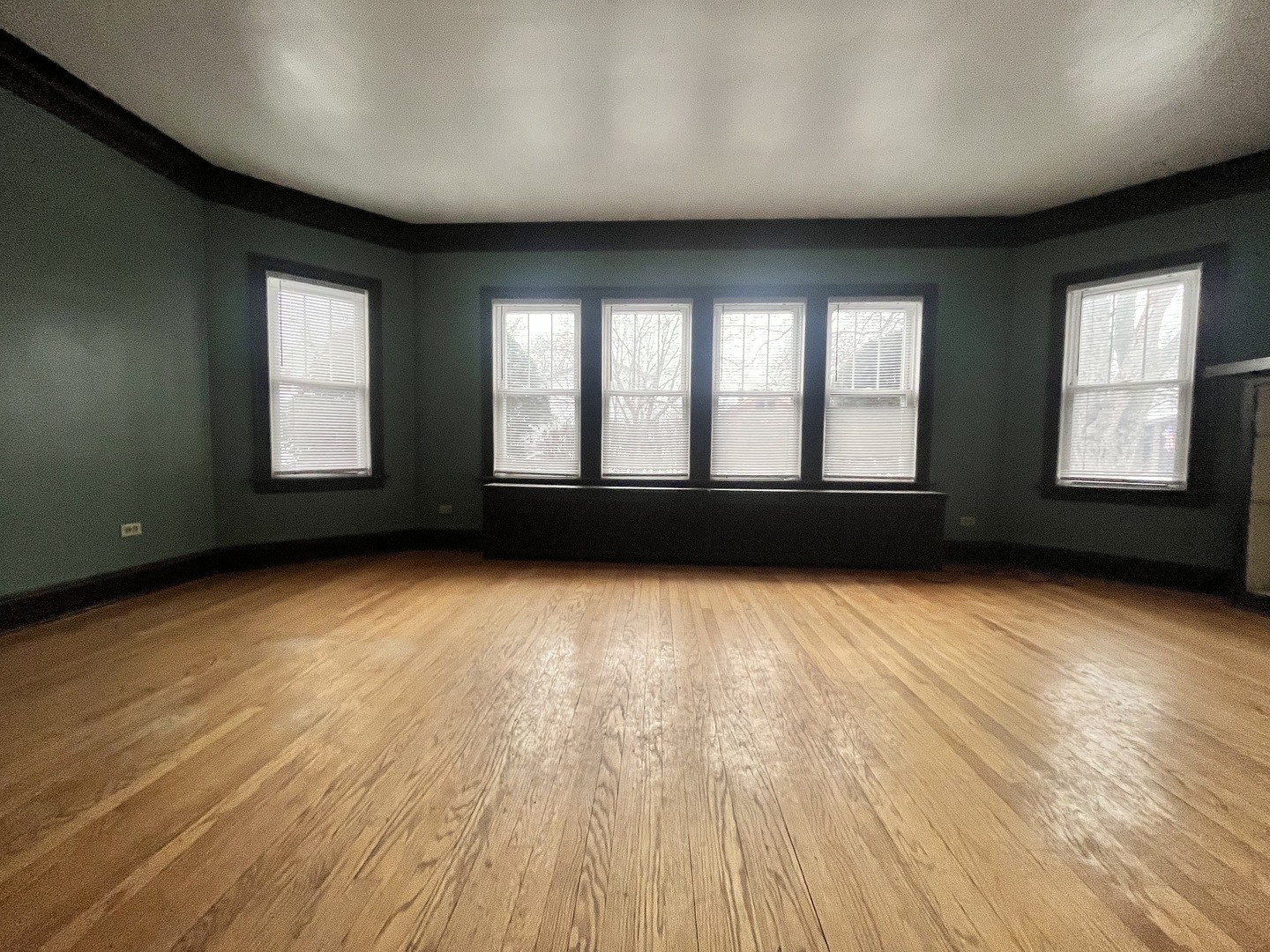 12545 Highland Avenue, Blue Island, IL 60406