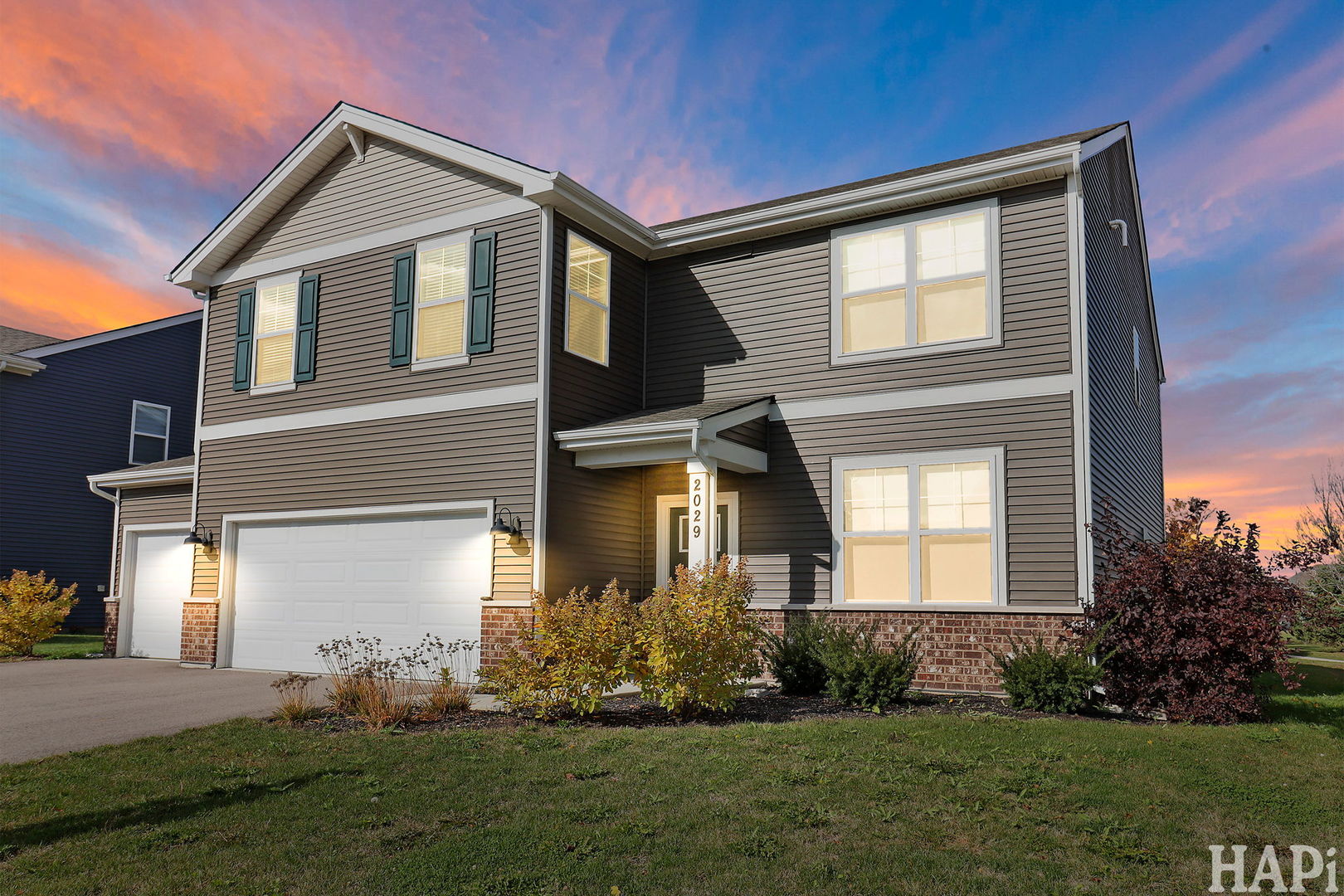 2029 Magnolia Lane, Wonder Lake, IL 60097