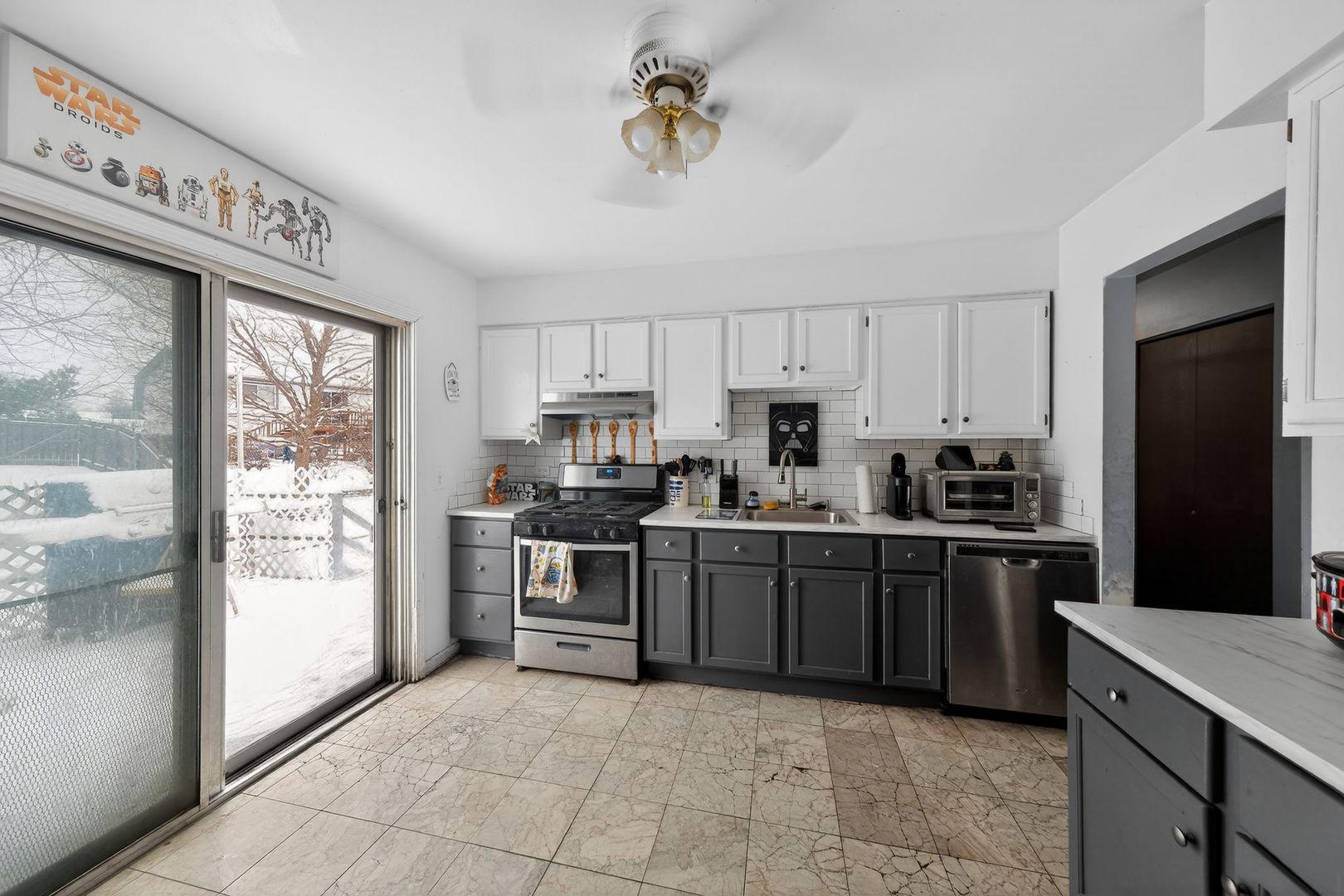 1772 Frank Court, Glendale Heights, IL 60139