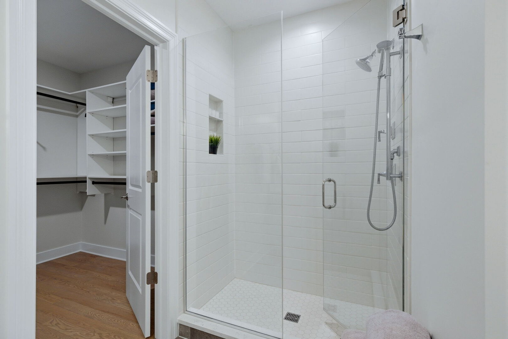 567 Hannah Lane, Hinsdale, IL 60521