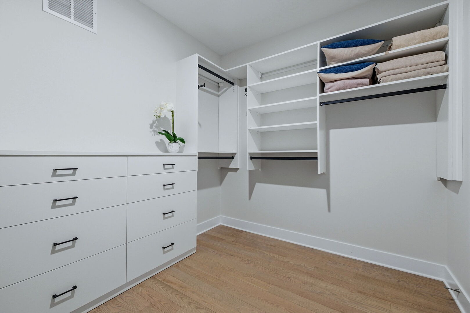 567 Hannah Lane, Hinsdale, IL 60521