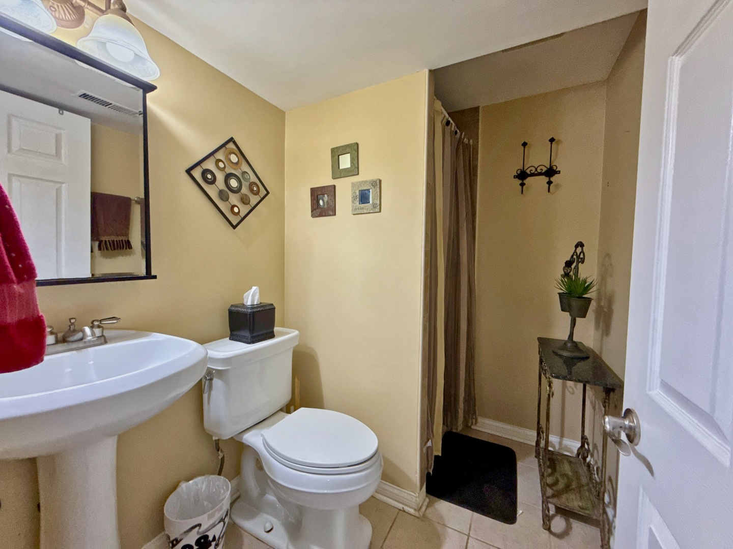 28W587 Leverenz Road, Naperville, IL 60564