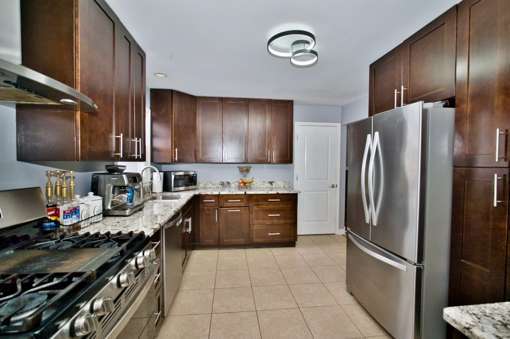 28W587 Leverenz Road, Naperville, IL 60564