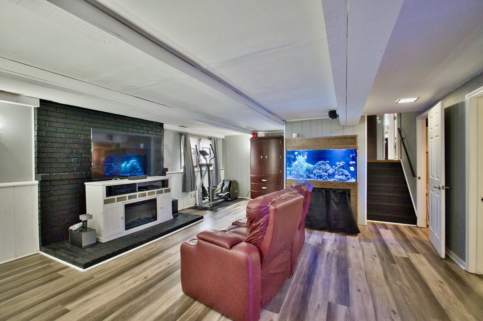 28W587 Leverenz Road, Naperville, IL 60564