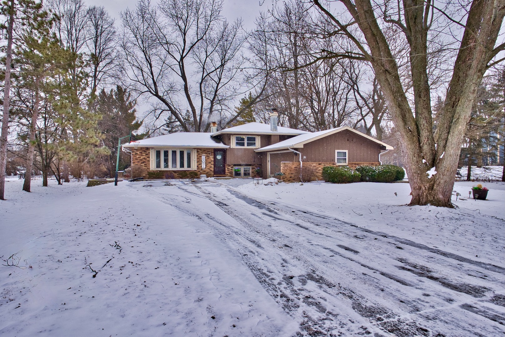 28W587 Leverenz Road, Naperville, IL 60564