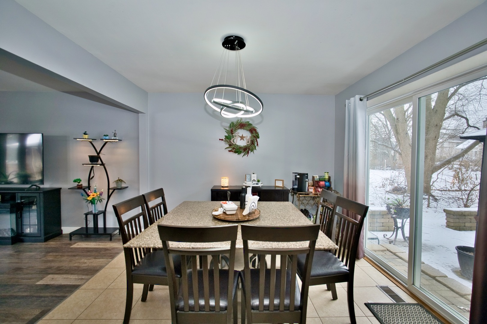 28W587 Leverenz Road, Naperville, IL 60564