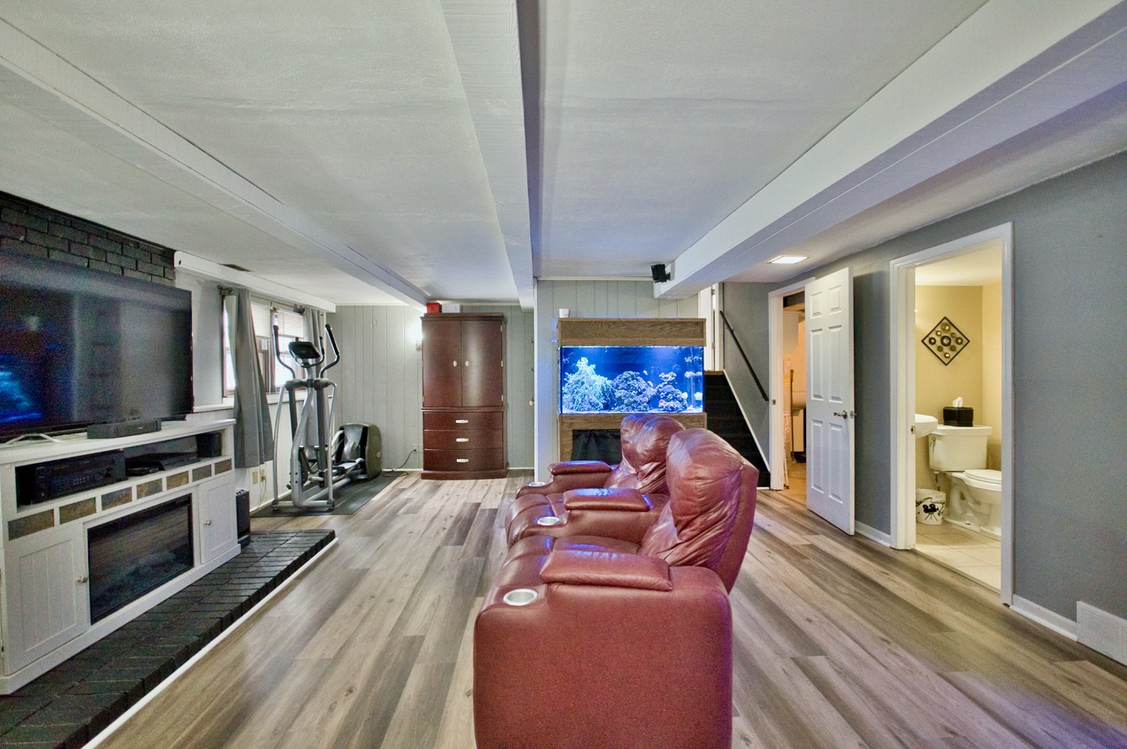 28W587 Leverenz Road, Naperville, IL 60564