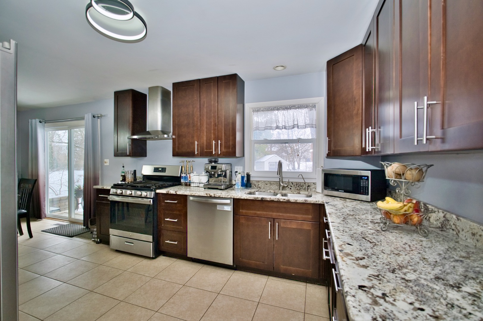 28W587 Leverenz Road, Naperville, IL 60564