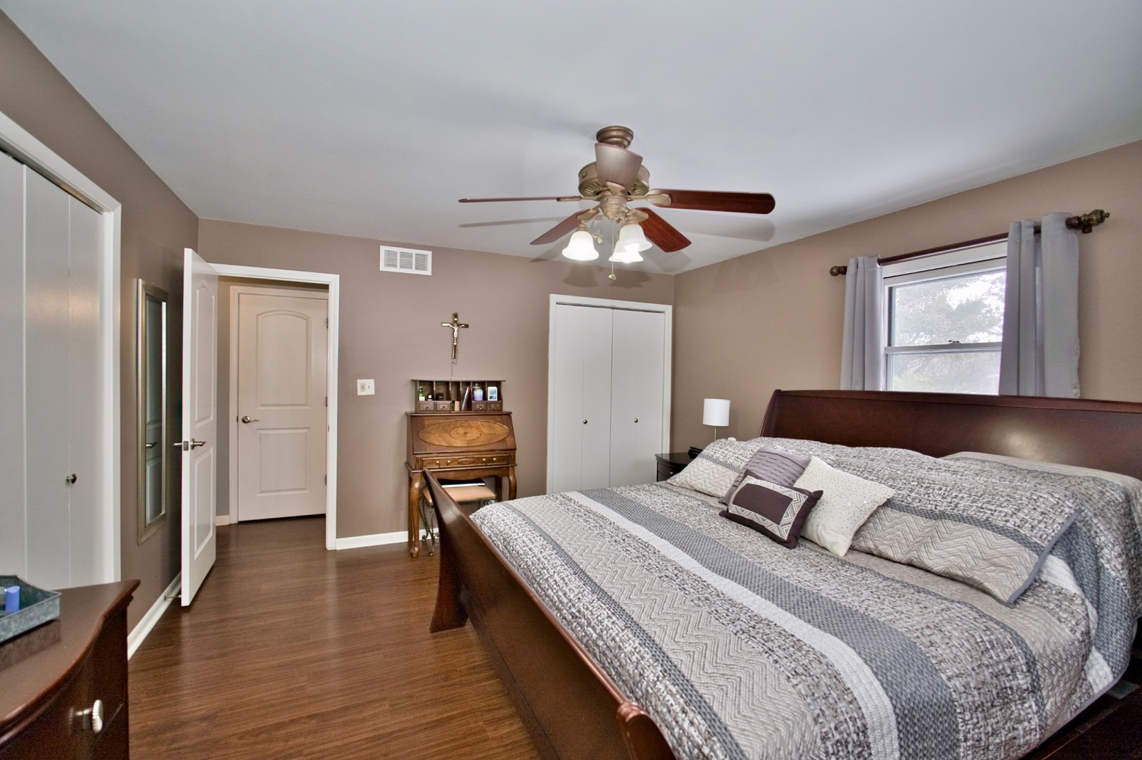 28W587 Leverenz Road, Naperville, IL 60564