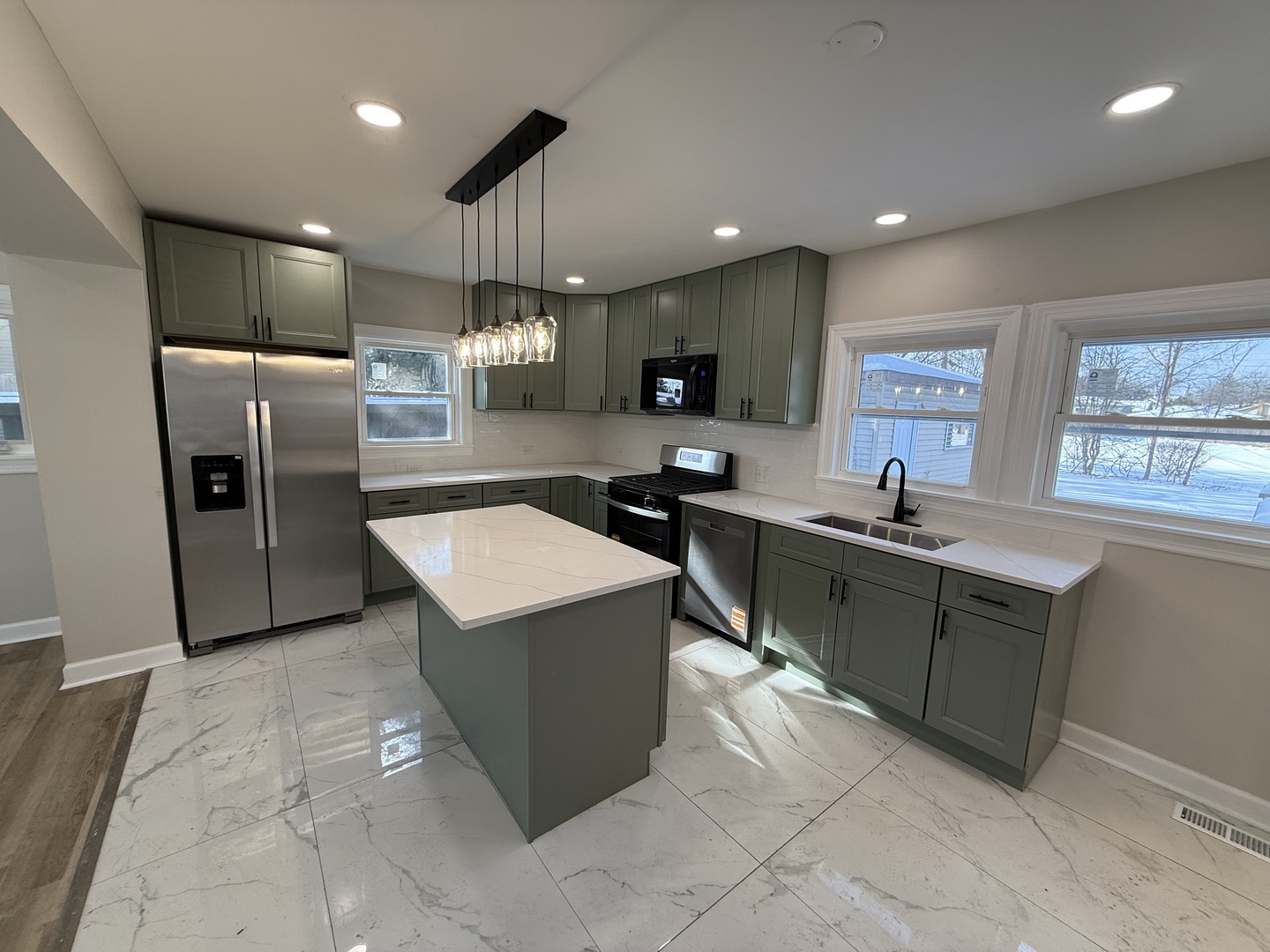 408 E End Avenue, Hillside, IL 60162