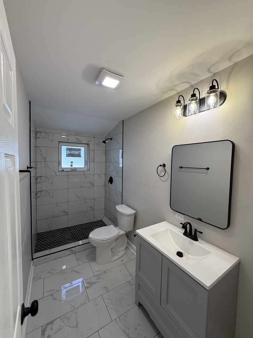 408 E End Avenue, Hillside, IL 60162