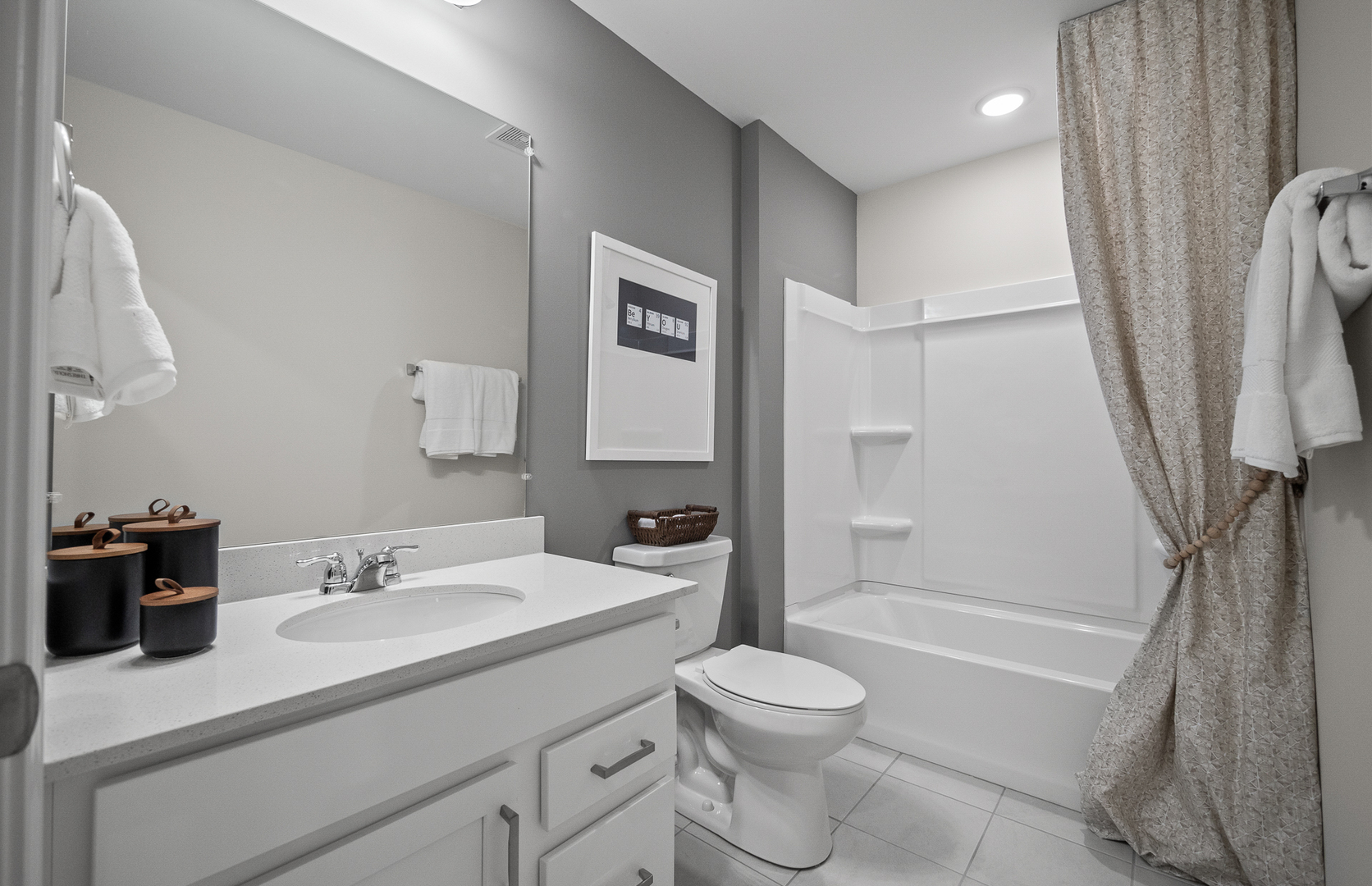 207 Mountain Interval Road #07230, Schaumburg, IL 60193