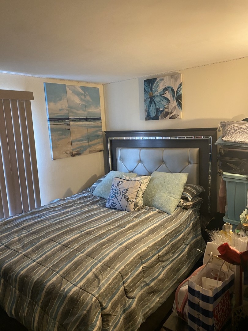 1115 Williamsburg Road, Country Club Hills, IL 60478