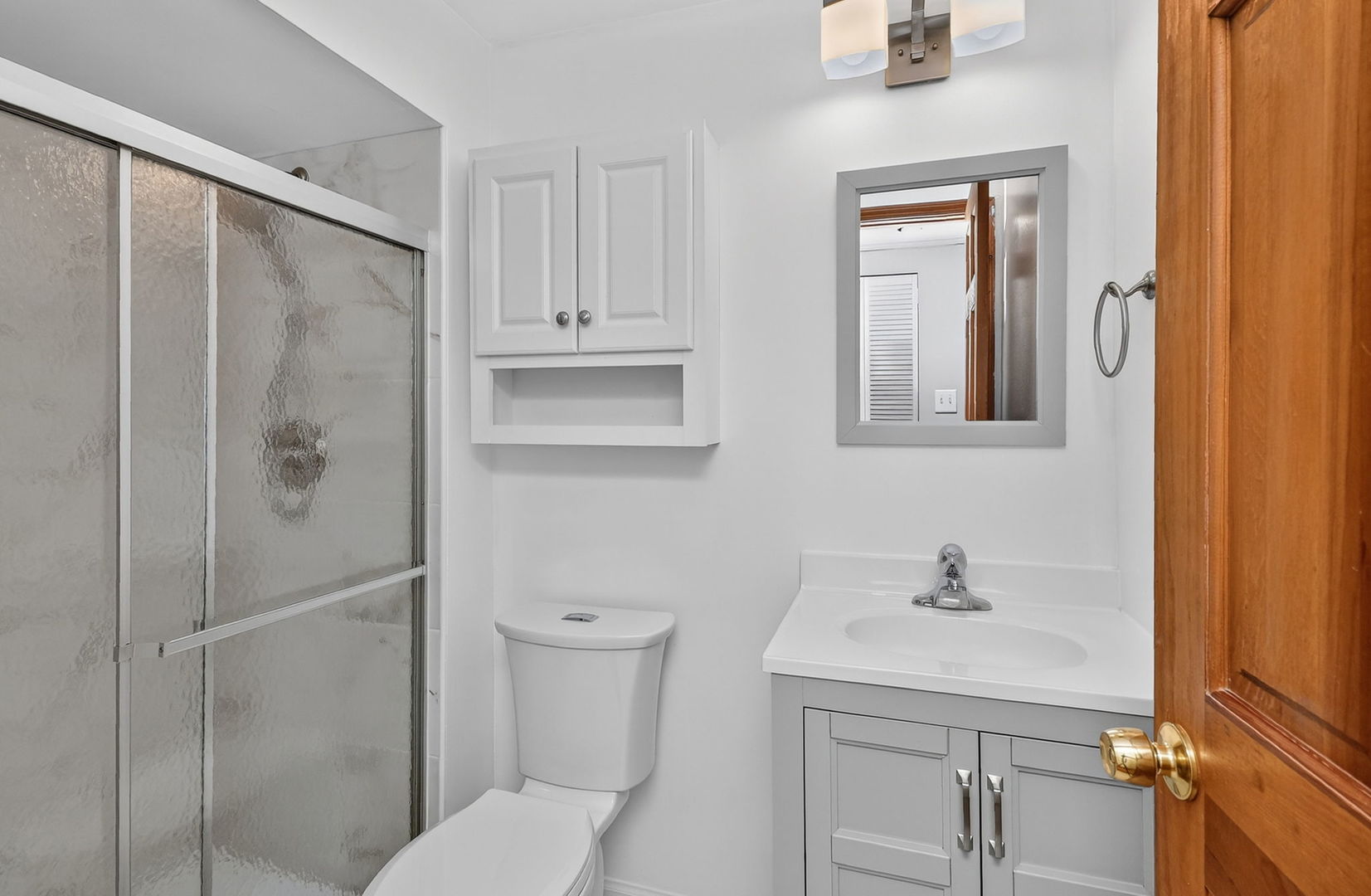 992 Navajo Street, Carol Stream, IL 60188