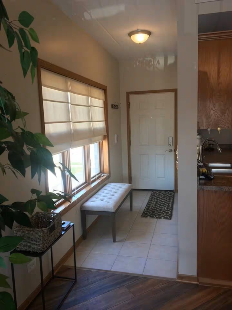 10624 S CENTRAL Avenue #2B, Chicago Ridge, IL 60415