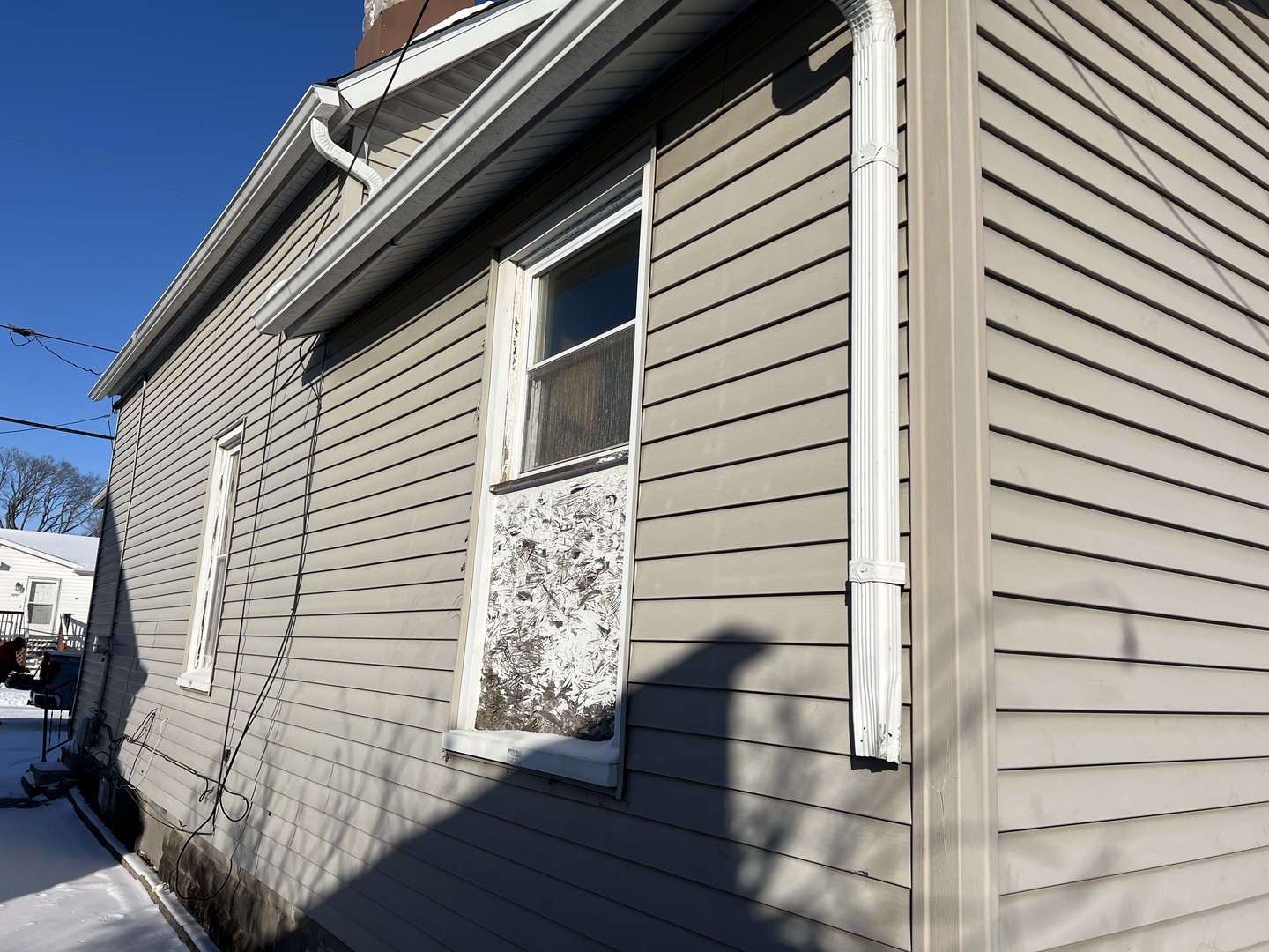 1214 W Brons Avenue, Peoria, IL 61604