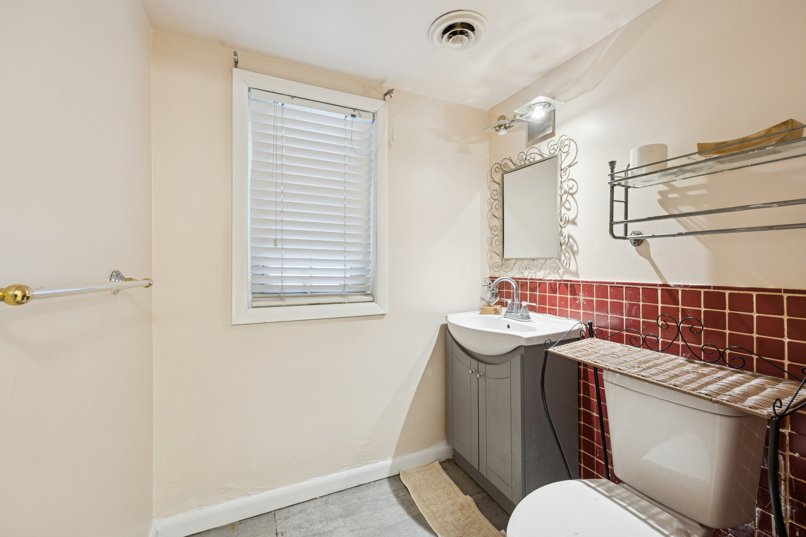 803 E 193rd Street, Glenwood, IL 60425