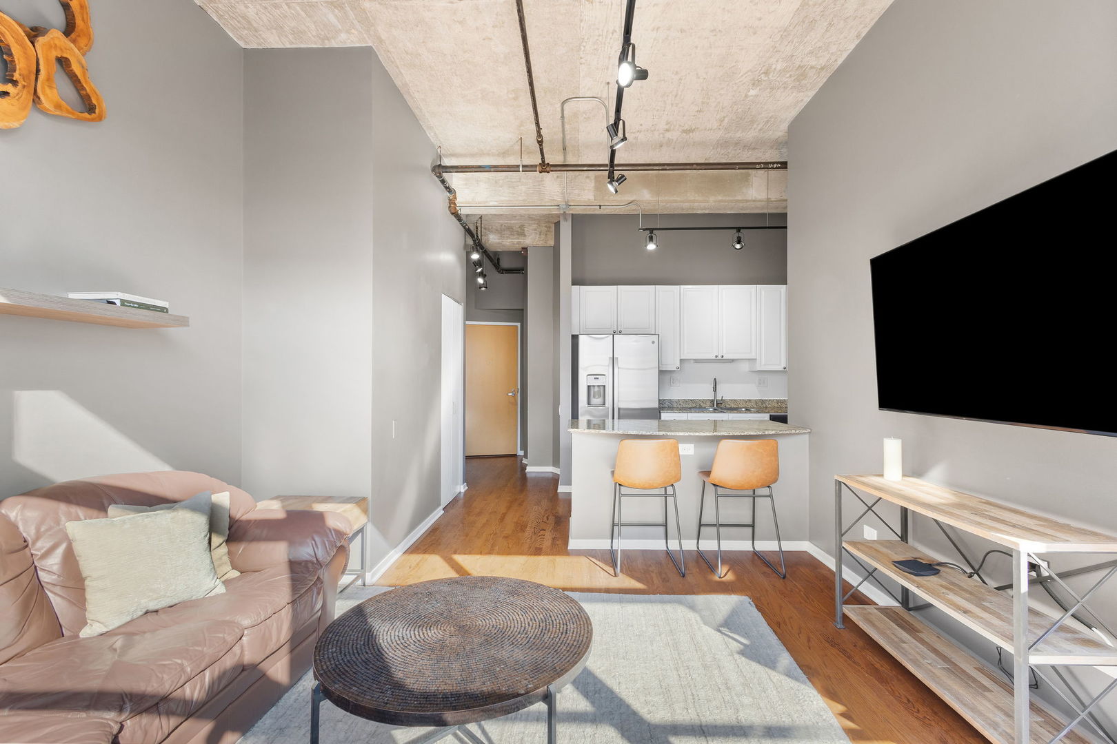 900 N Kingsbury Street #1071, Chicago, IL 60610