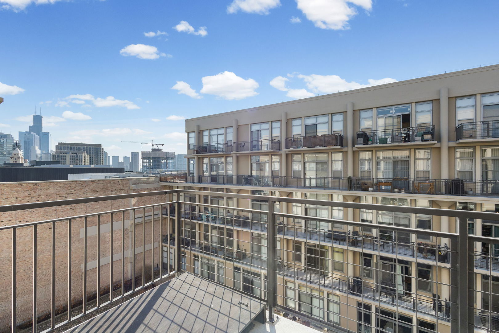 900 N Kingsbury Street #1071, Chicago, IL 60610