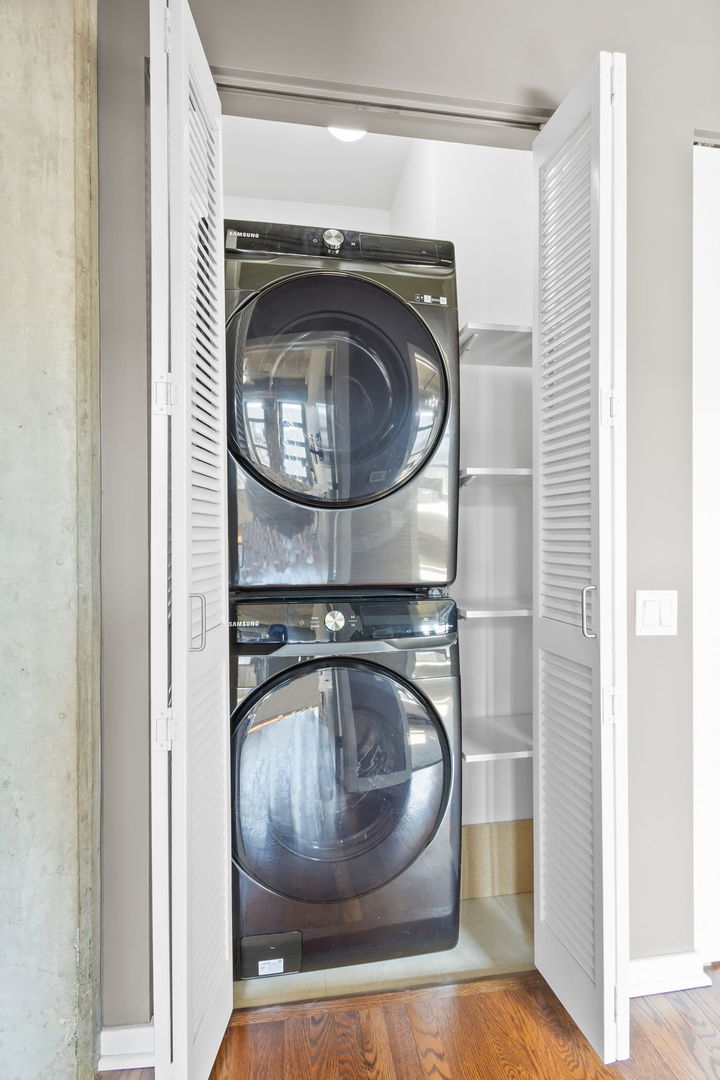 900 N Kingsbury Street #1071, Chicago, IL 60610