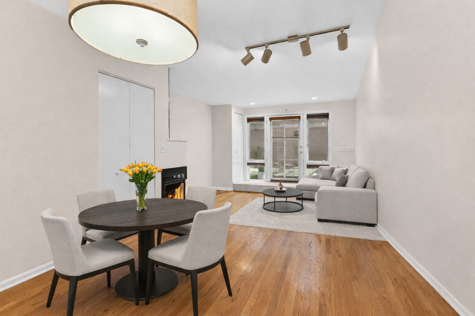 20 W 15th Street #M, Chicago, IL 60605