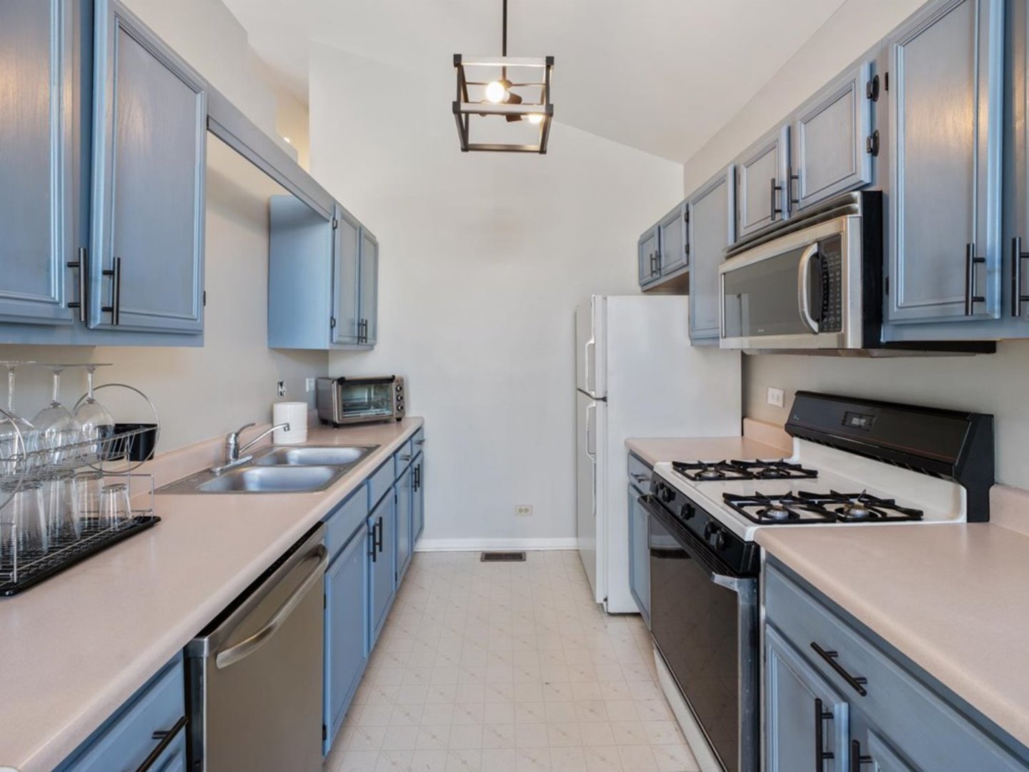 304 Nautical Way #D, Elgin, IL 60123