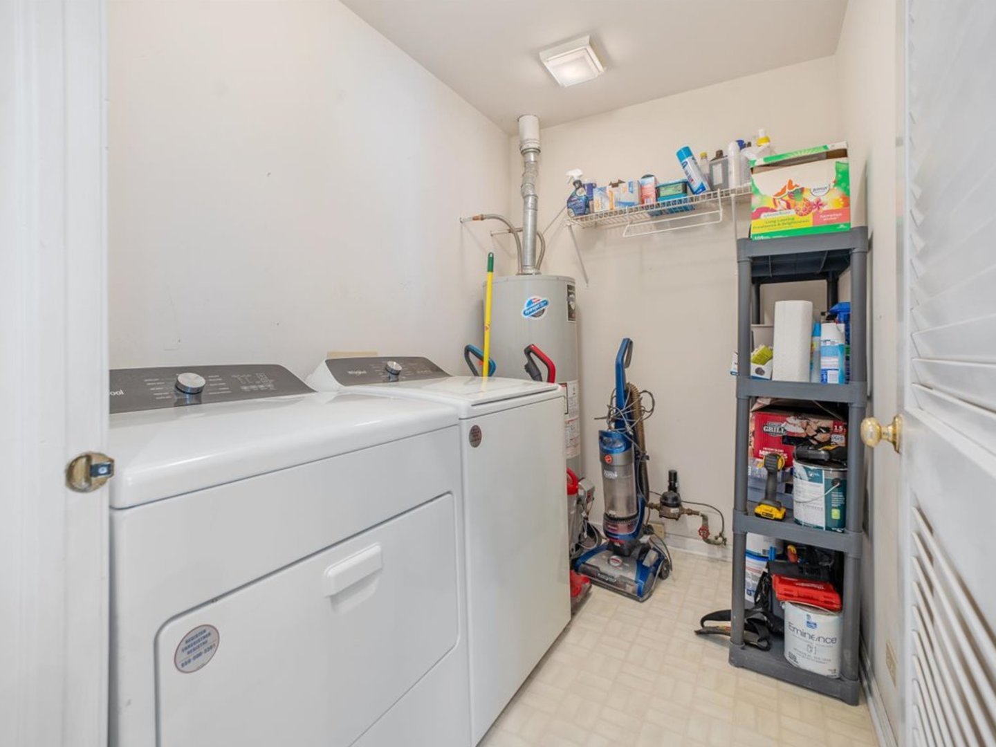 304 Nautical Way #D, Elgin, IL 60123