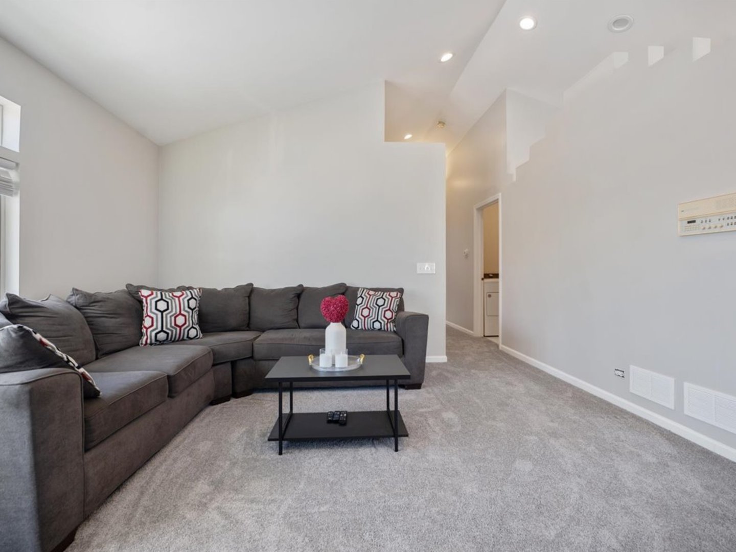 304 Nautical Way #D, Elgin, IL 60123