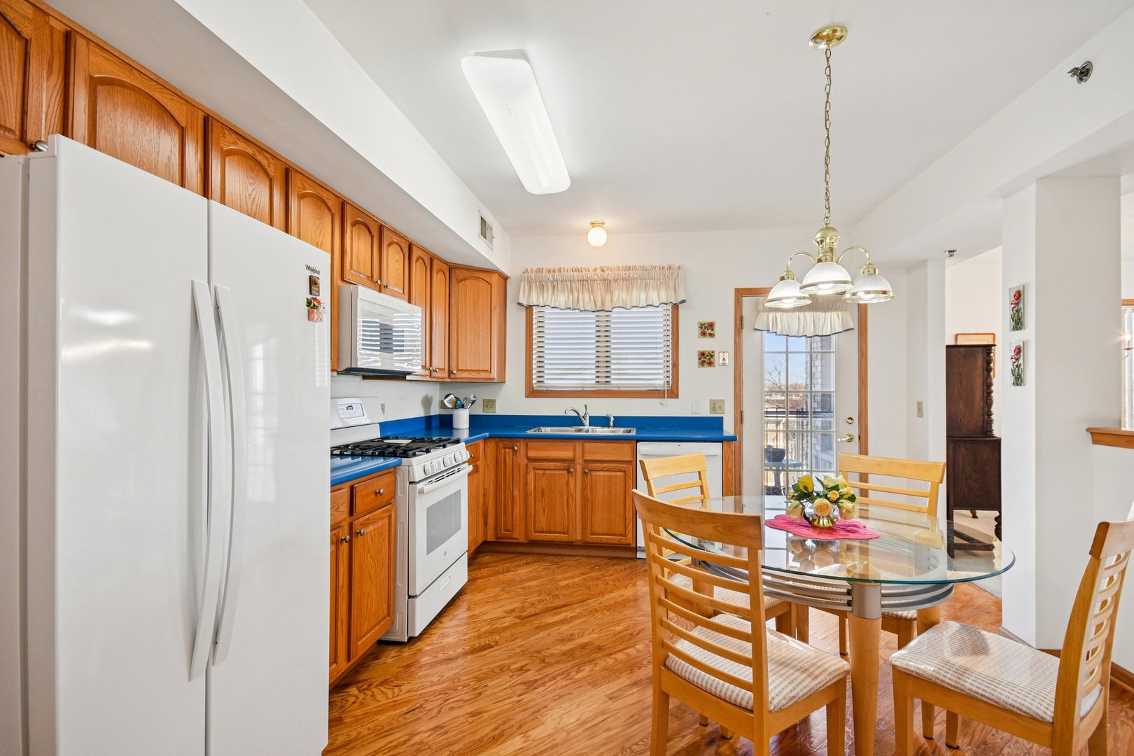 10720 S Washington Street #406, Oak Lawn, IL 60453