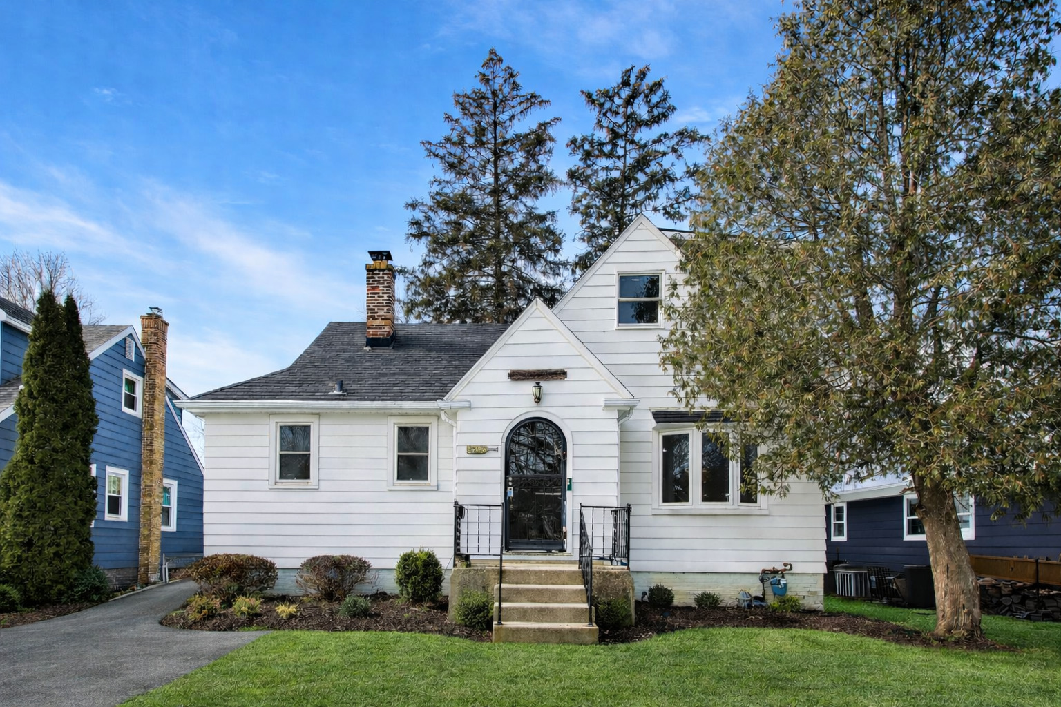 4238 Lindley Street, Downers Grove, IL 60515