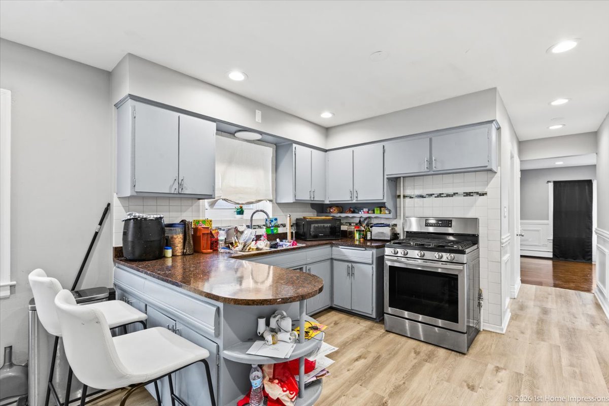 9521 S Michigan Avenue, Chicago, IL 60628