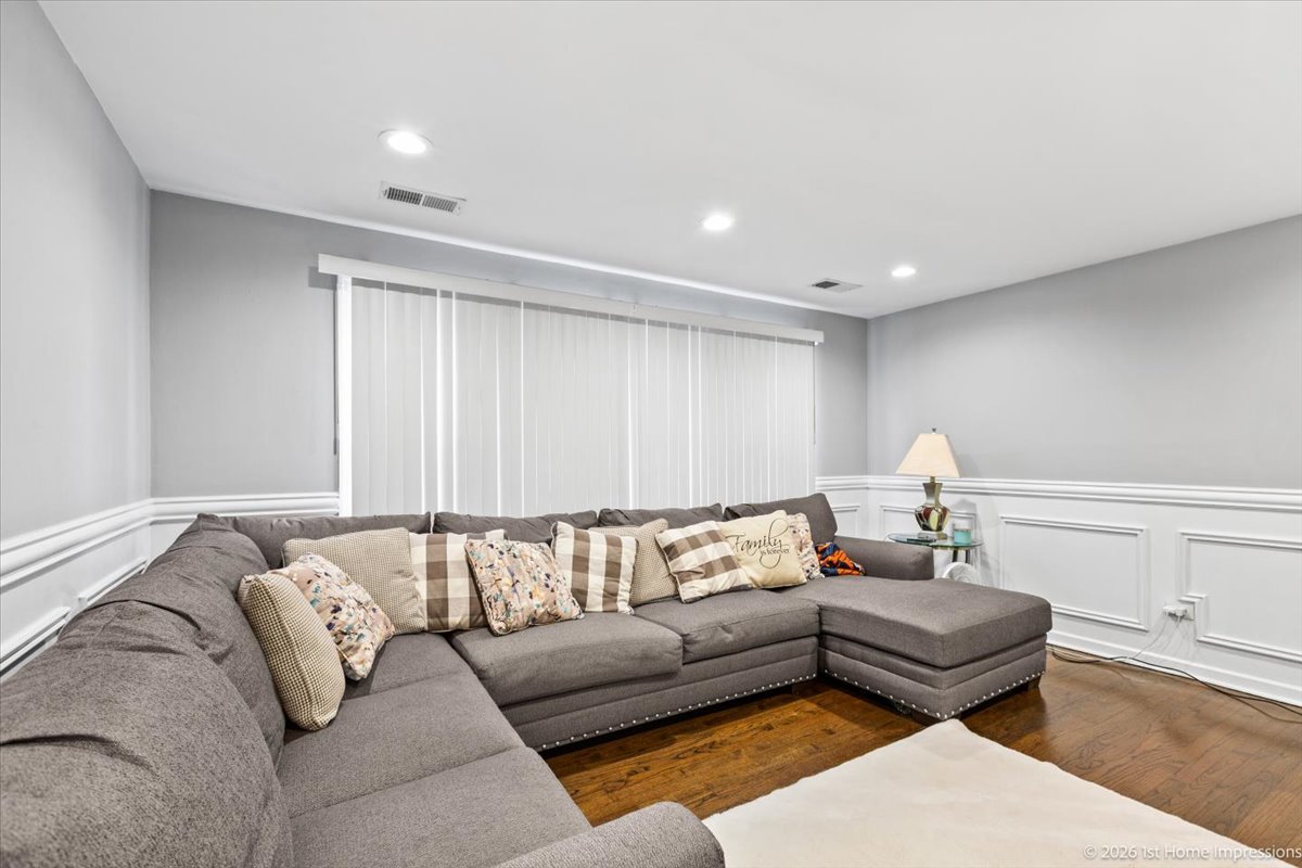 9521 S Michigan Avenue, Chicago, IL 60628