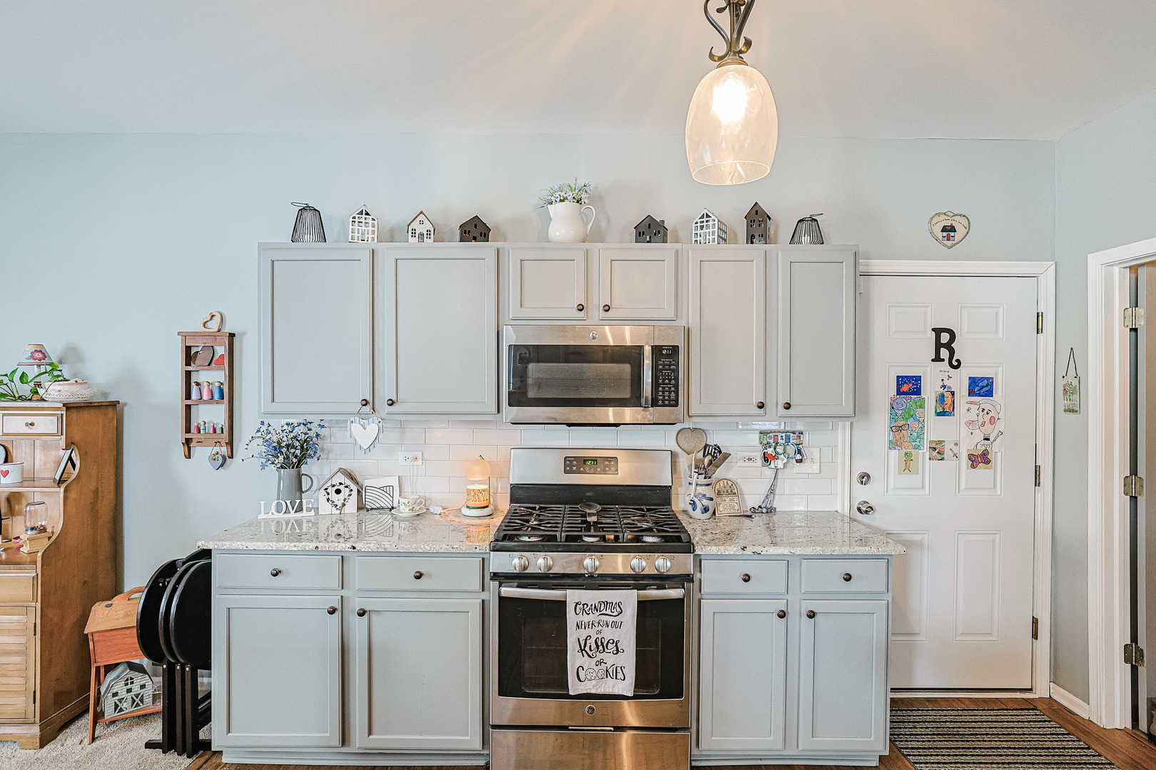 263 Nicole Drive #F, South Elgin, IL 60177