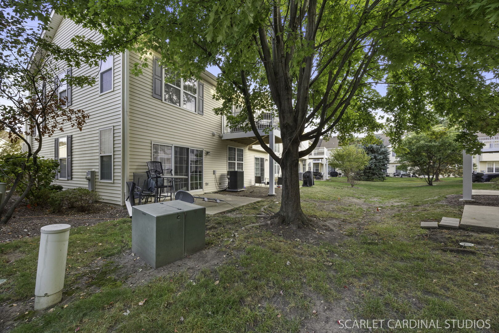 2327 Georgetown Circle, Aurora, IL 60503