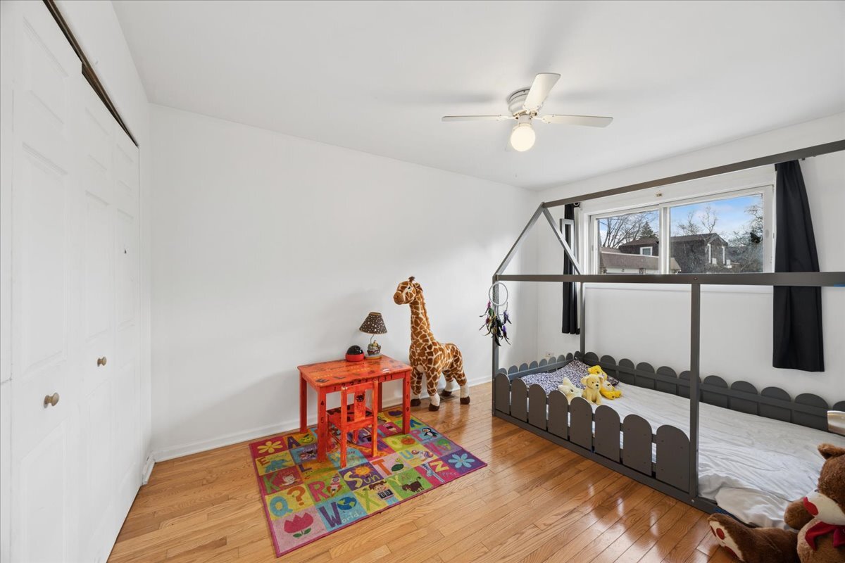 17W761 14TH Street, Villa Park, IL 60181