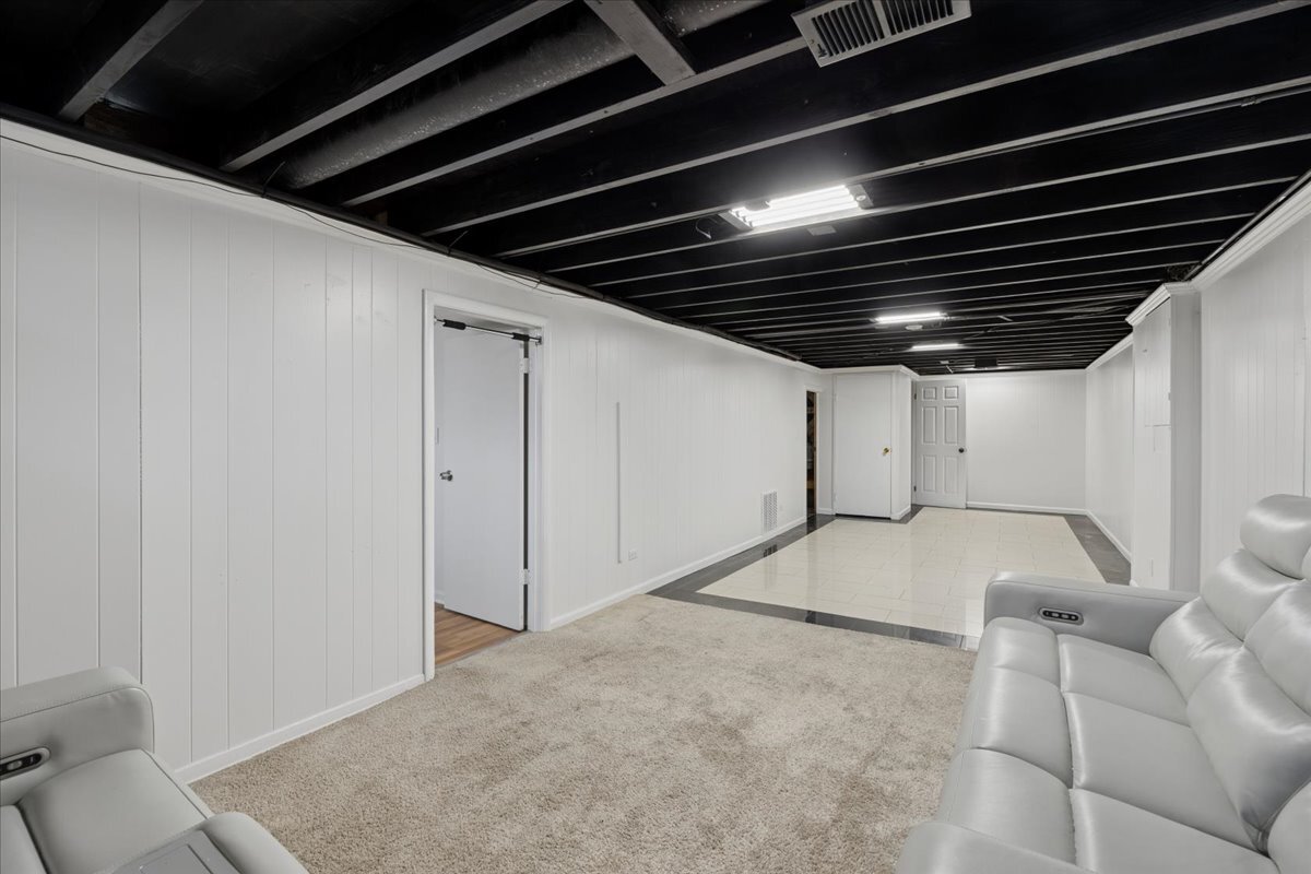 17W761 14TH Street, Villa Park, IL 60181