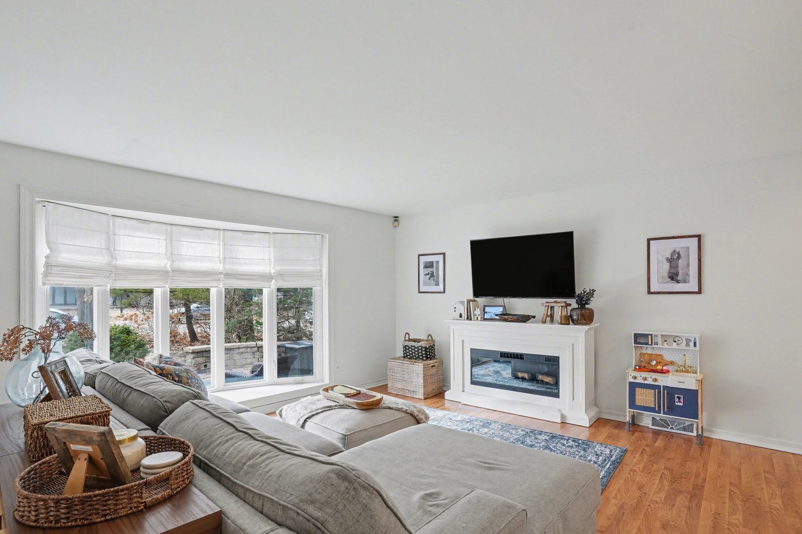 1214 Woodland Court, Joliet, IL 60436